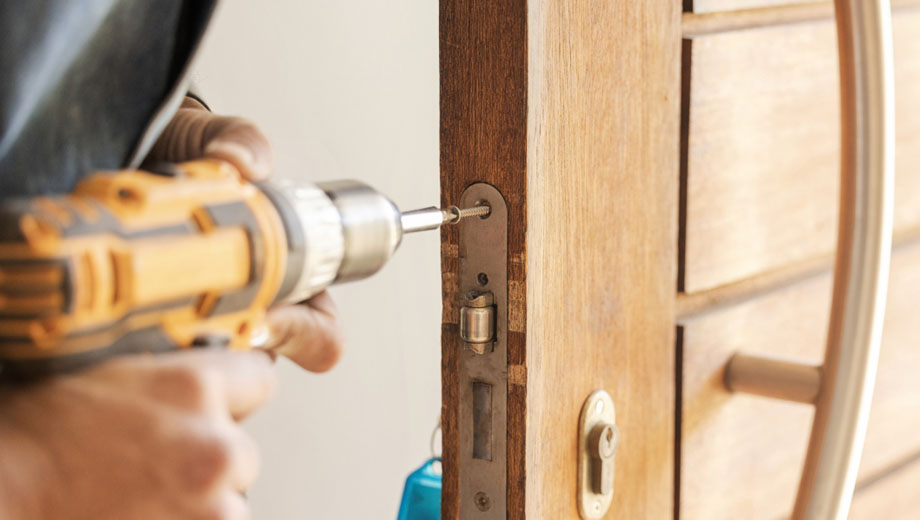 Why Locksmiths Recommend Rekeying After Divorce