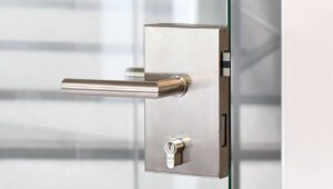 Storefront Door Locksmith Services
