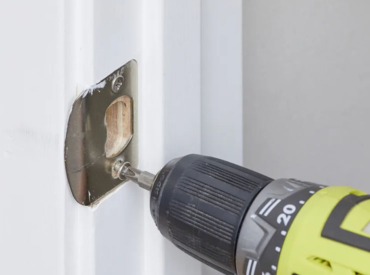 door difficult to close