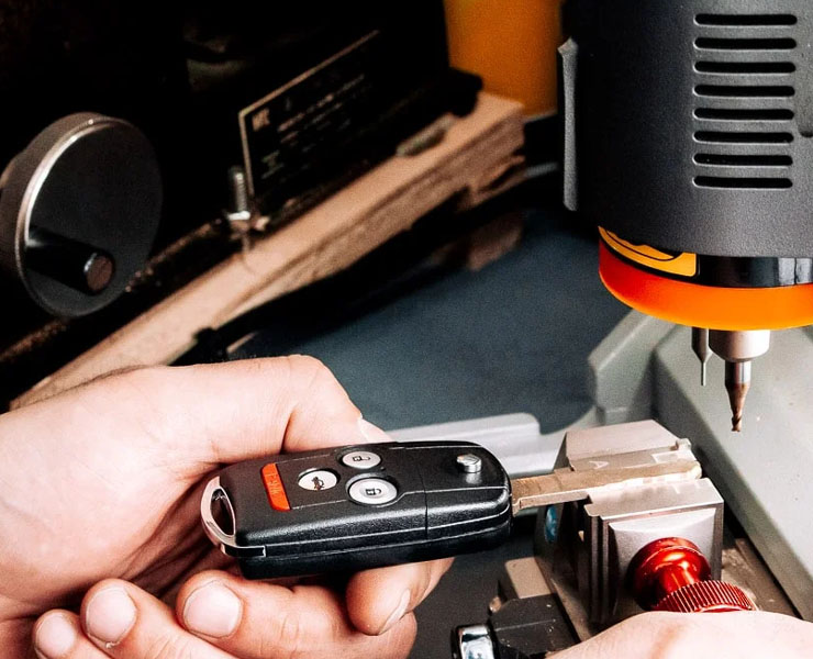 duplicate car key locksmith